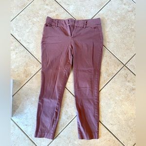 Old navy light purple pixie pants size 8